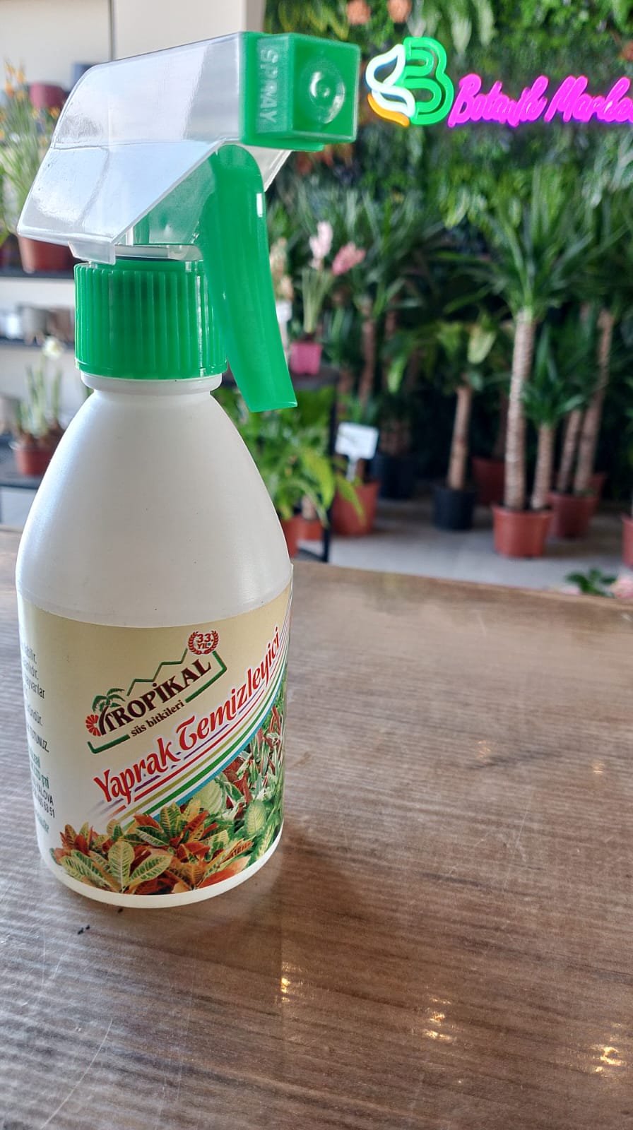  Tropikal Yaprak Temizleyici 